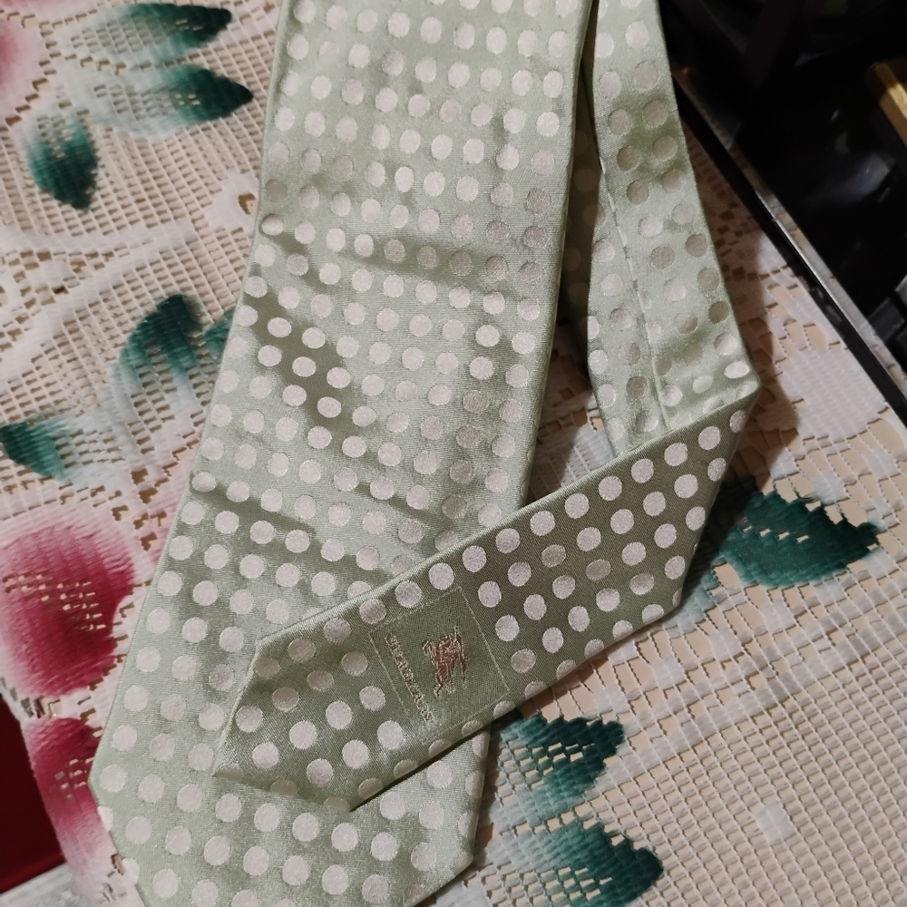 BURBERRY LONDON 💯 SILK TIE - Picture 3 of 8